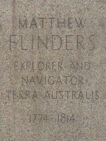 J150W-statue-Flinders-base-text
