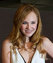 Juno Temple (8463784497) (cropped)