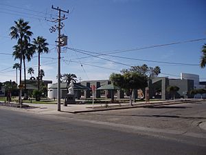 Santa Fe Springs Square