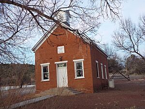 Shumway-Shumway Schoolhouse-1900-3