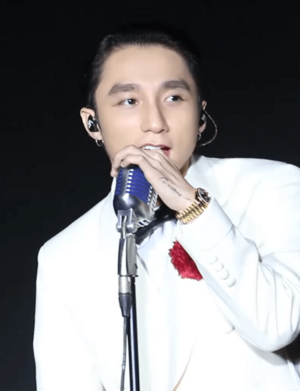 Son Tung M-TP 1 (2021).png