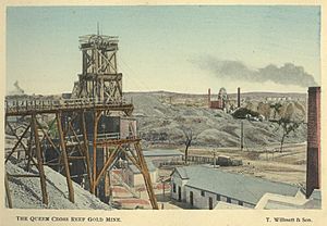 StateLibQld 1 258434 Hand coloured photograph of the Queen Cross Reef gold mine, Charters Towers, 1904