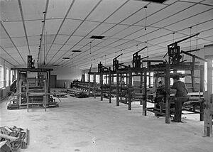 Textile machinery at Cambrian Factory, Llanwrtyd (1293828)