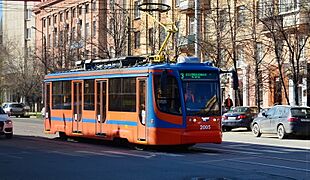 Tram 2005 model 71-623 Chelyabinsk front right