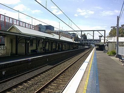 Wollongong railway station.jpg