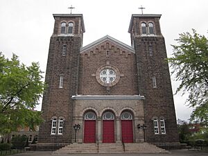 Église Saint-Matthieu-Jonquière04