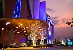 2019 02 Central Mall Korat exterior