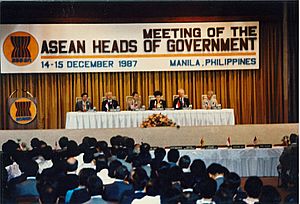 3rd ASEAN Summit, Manila 14-15 Dec 1987 (3)