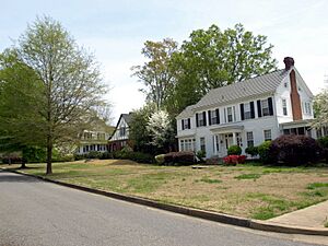 812-800 Glenwood Terrace Anniston April 2014