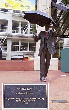 Allow Me, Pioneer Courthouse Square