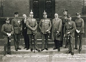 Bundesarchiv Bild 102-00344A, München, nach Hitler-Ludendorff Prozess