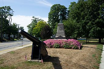 Davis Park Civil War Memorial, Killingly, Connecticut.jpg