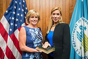 Deputy Secretary Swears in Regional Administrators (37396431071)