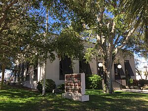 Florida Historical Society State Headquarters and the Library of Florida History P002