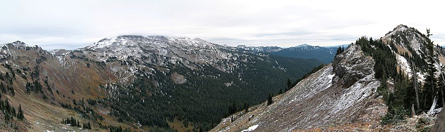 Goat Rocks Wilderness - Pano - Flickr - Joe Parks (1)