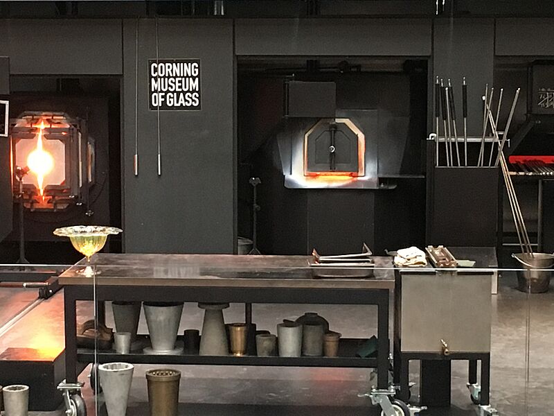 Hot Shop (28790729134)