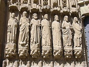Huesca - Detalle de la portada de la catedral