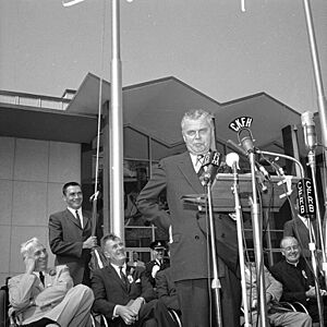 John Diefenbaker at opening of Hockey Hall of Fame (50540776037)