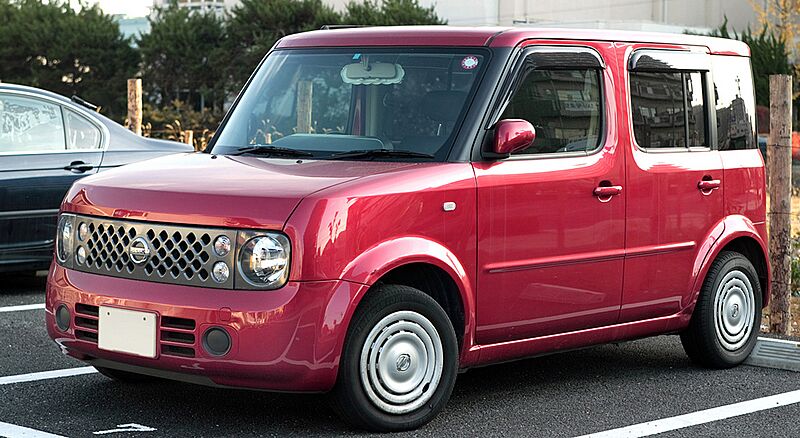 Nissan Cube Z11 001