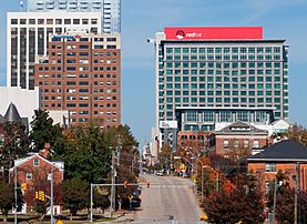 Red Hat headquarters at Raleigh, North Carolina, US -- 9 November 2013 (cropped)