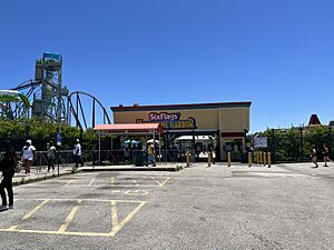 Six Flags Hurricane Harbor Chicago - Front Gate