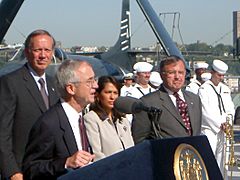 US Navy 020907-N-3399W-001 SECNAV announces naming of USS New York (LPD 21)