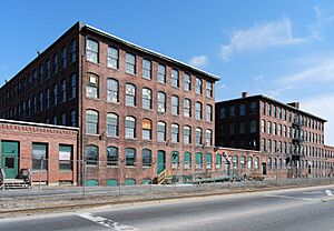 413 Central Ave Pawtucket