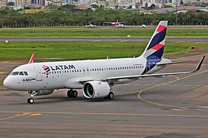 A320neo LATAM (30934637733)