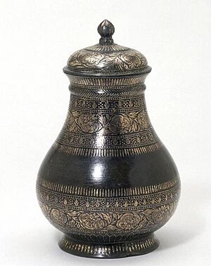 Bidriware cup and lid, ca 1850 V&A Museum