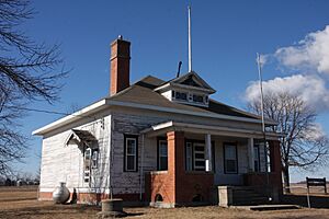 Dist50School