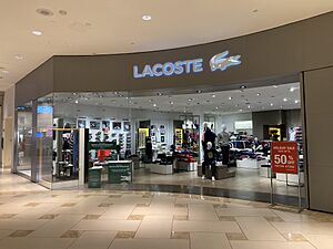 Lacoste Aventura Mall (49269740826)