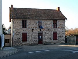 The town hall in Le Breuil