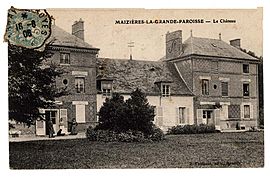 Maizière-la-Grande-Paroisse château.jpg