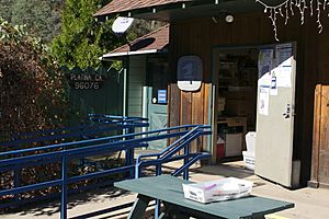 Platina CA Post Office