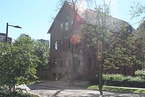 Rupert Simpson House, 2 Wellesley Place, Toronto, ON, Exterior, Sept 2013
