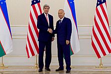 Secretary Kerry Shakes Hands With President Karimov of Uzbekistan in Samarkand (22649086756)