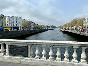 West looking from O'Connell Bridge, Dublin