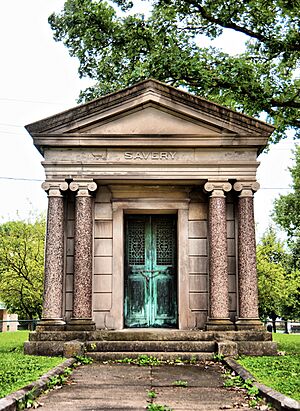 Woodland Des Moines The Savery Mausoleum