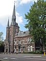 Zaandam, de Sint Bonifactuskerk foto6 2011-*04-17 16.14
