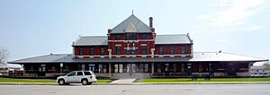 2009-0520-TrainStation-Dauphin