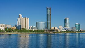 E-burg asv2019-05 img11 City Pond skyline