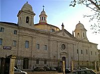 Fachada principal del Convento de los Agustinos Filipinos, Valladolid. Obra de Ventura Rodríguez