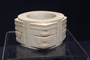Jade cong, Liangzhu Culture, 5200-2200 BC, Shanghai Museum