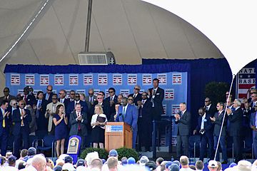 Lee Smith giving induction speech to Baseball Hall of Fame July 2019