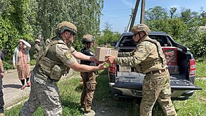 Nebraska State Sen. Tom Brewer delivering humanitarian aid in Ukraine