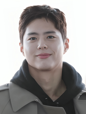 Park Bo-gum in October 2023 01 (cropped).png