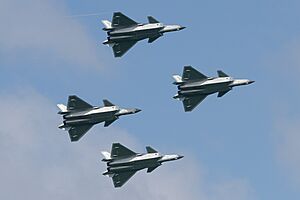 Quadruple formation of J-20 at CCAS2023 (20230724100632)