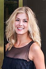 Rosamund Pike (5014686424)