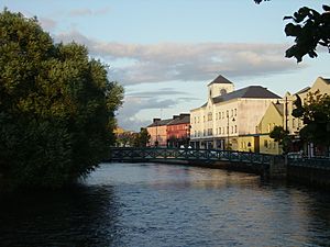 Sligo garavogue river in the evening