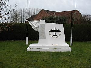 War Memorial at Elvington - geograph.org.uk - 354019